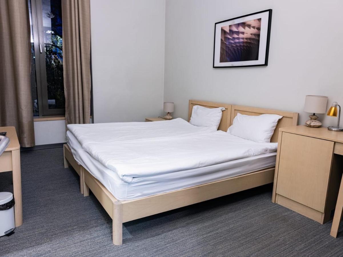 Zaliasis Slenis - Self Check-In Hotel - Free Parking Aukstkiemiai 외부 사진