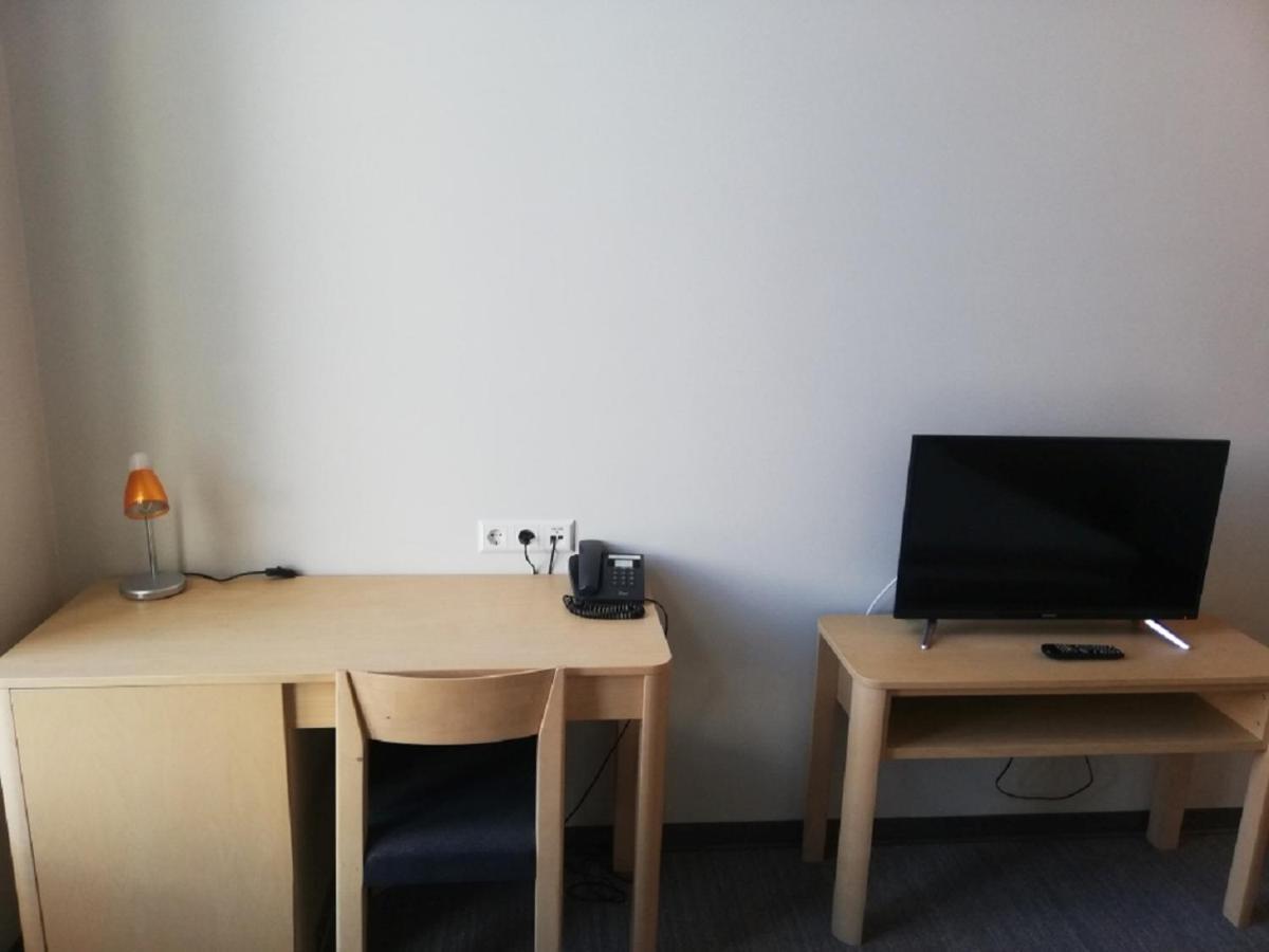 Zaliasis Slenis - Self Check-In Hotel - Free Parking Aukstkiemiai 외부 사진